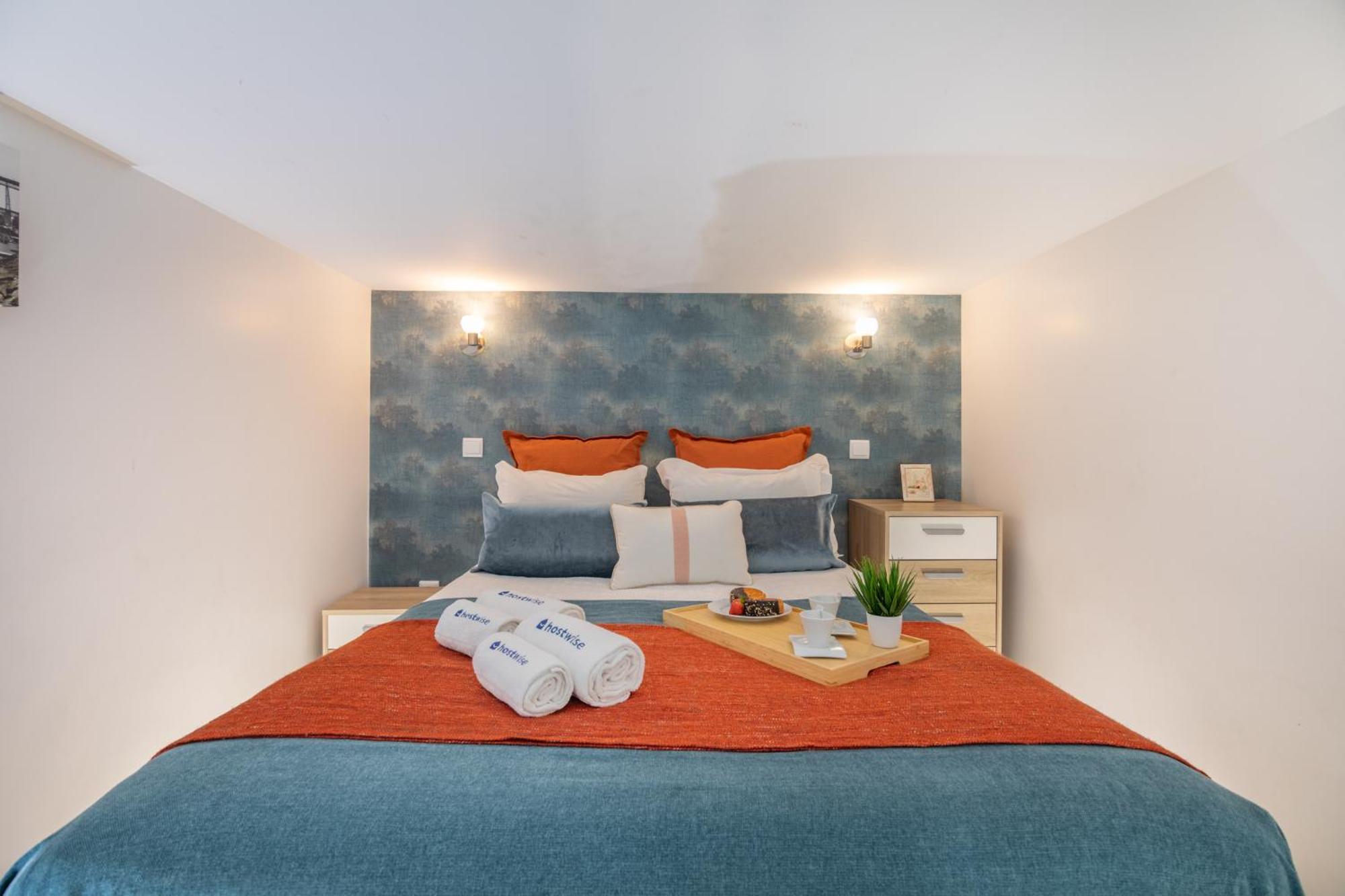Appartamento Deluxe Spacious Flats W Mezzanine By Host Wise OOporto Esterno foto