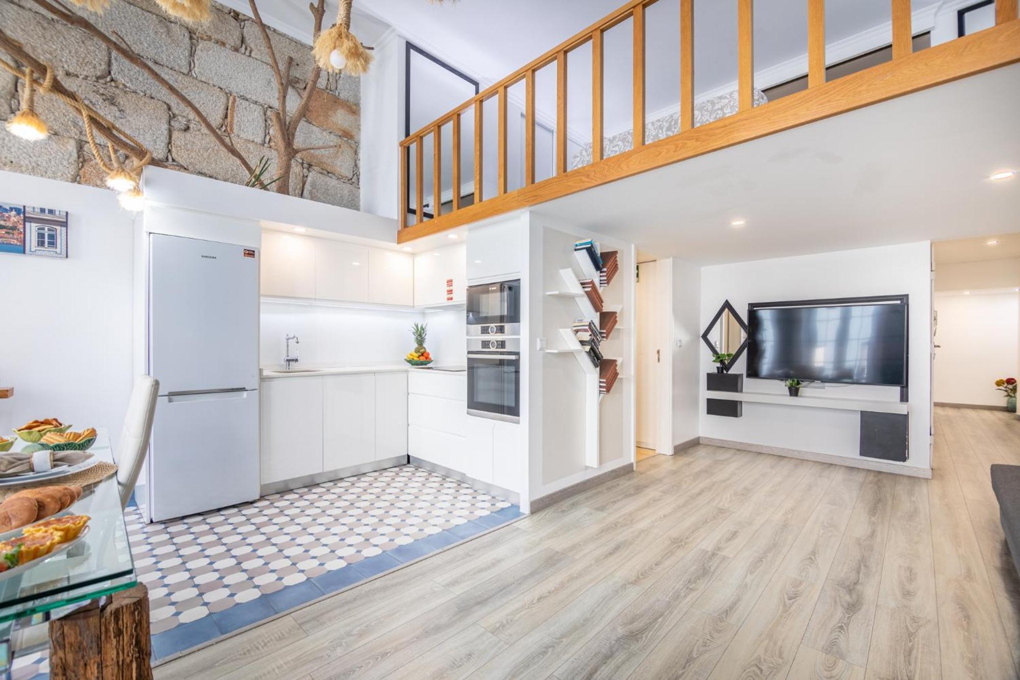 Appartamento Deluxe Spacious Flats W Mezzanine By Host Wise OOporto Esterno foto