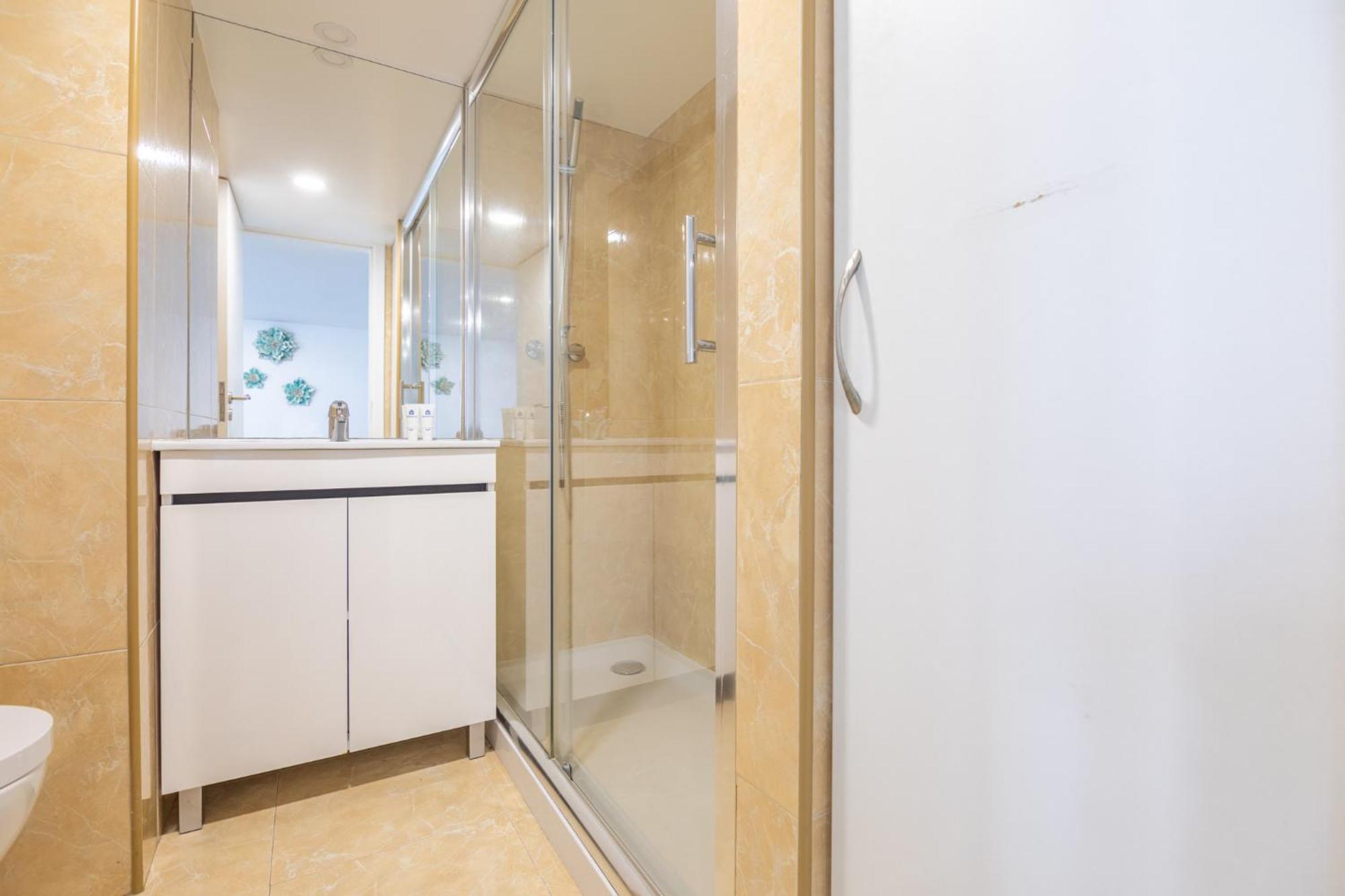 Appartamento Deluxe Spacious Flats W Mezzanine By Host Wise OOporto Camera foto