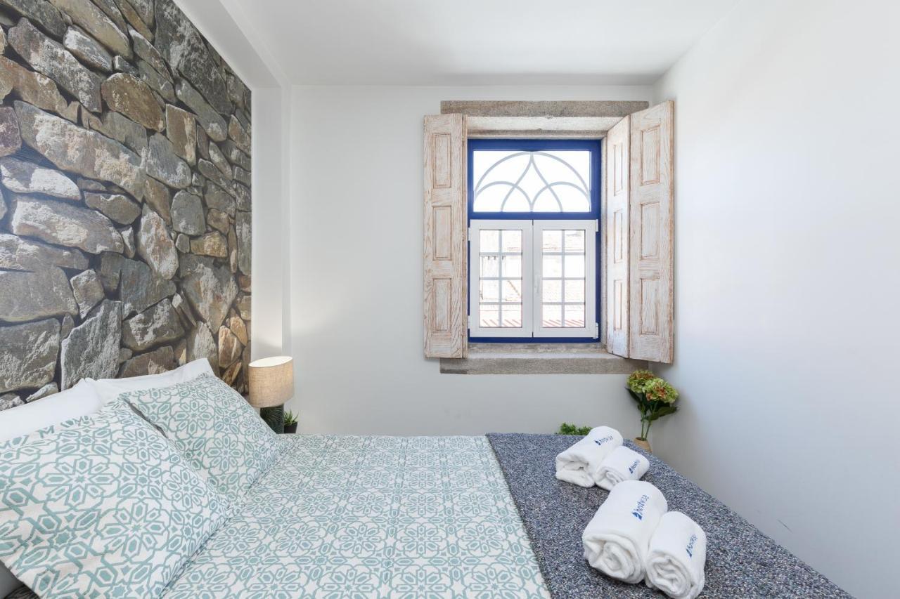 Appartamento Deluxe Spacious Flats W Mezzanine By Host Wise OOporto Esterno foto