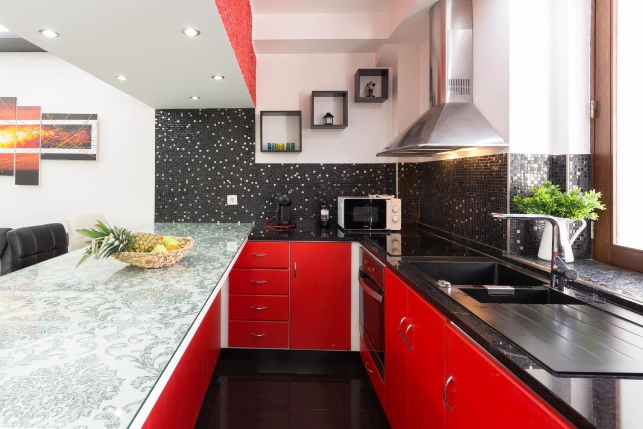 Appartamento Deluxe Spacious Flats W Mezzanine By Host Wise OOporto Esterno foto